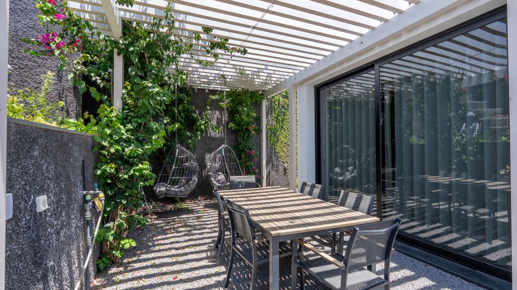 Villa Lilian by LovelyStay