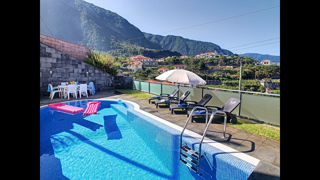 Villa North Sea - Pool & Mountain View by LS