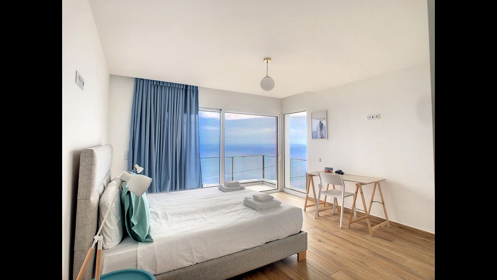 Villa Omar by LovelyStay