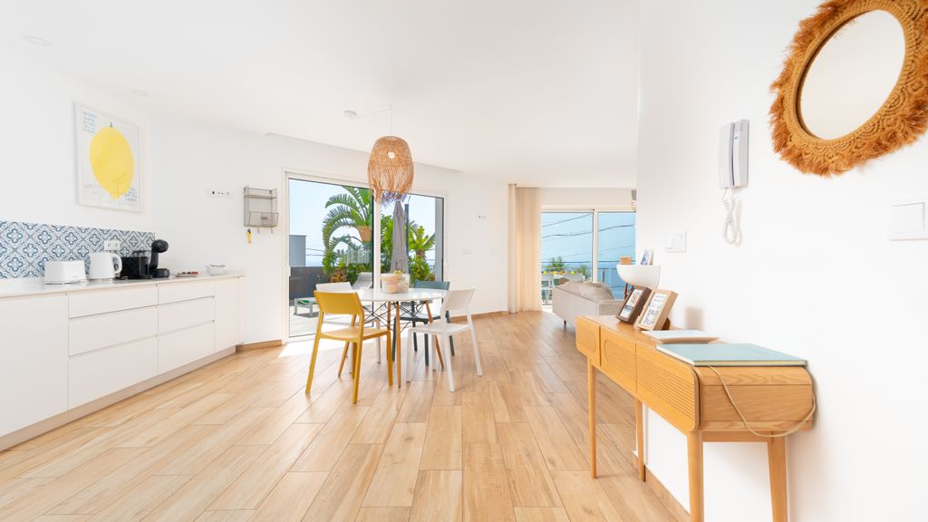 Villa Omar by LovelyStay