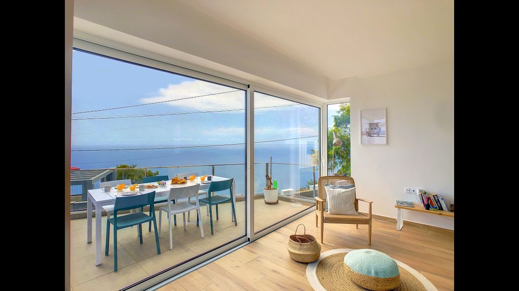Villa Omar by LovelyStay