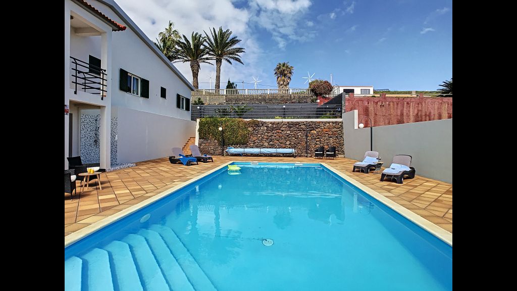 Villa Prainha by LovelyStay