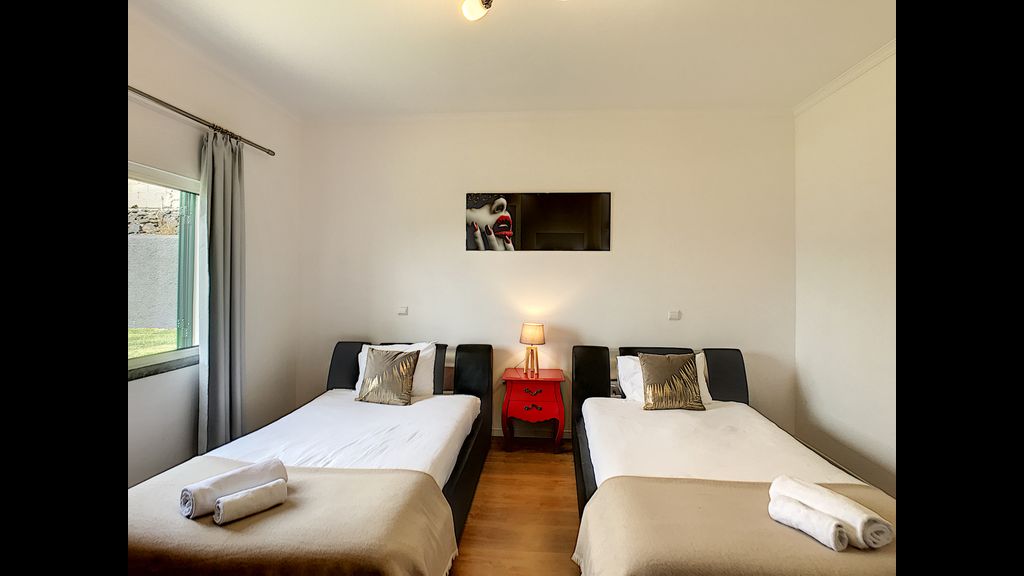 Villa Prainha by LovelyStay
