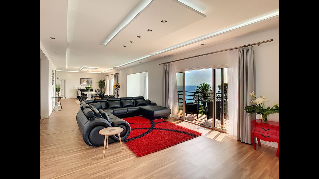 Villa Prainha by LovelyStay