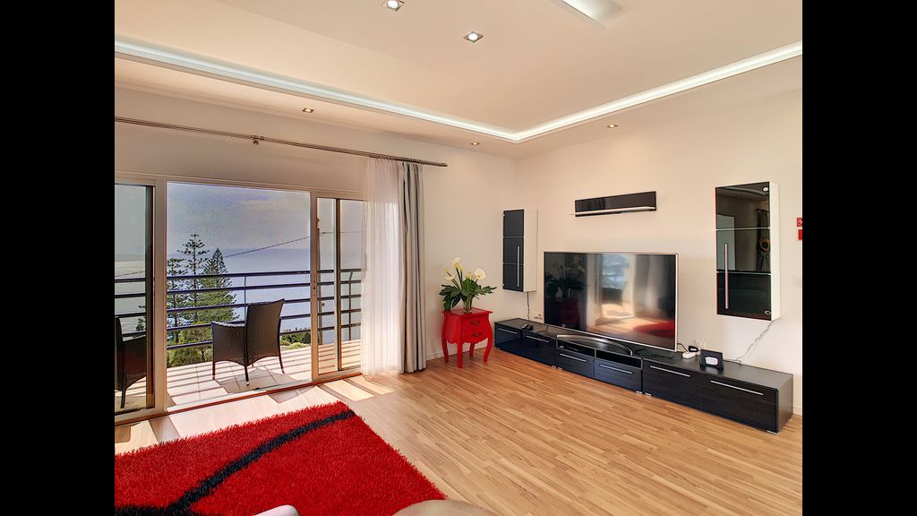 Villa Prainha by LovelyStay