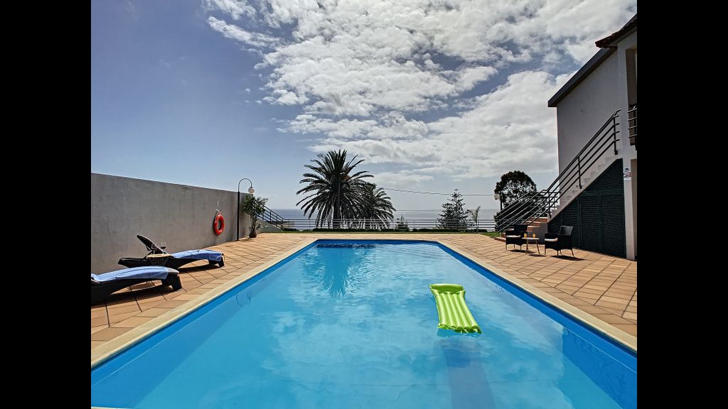 Villa Prainha by LovelyStay
