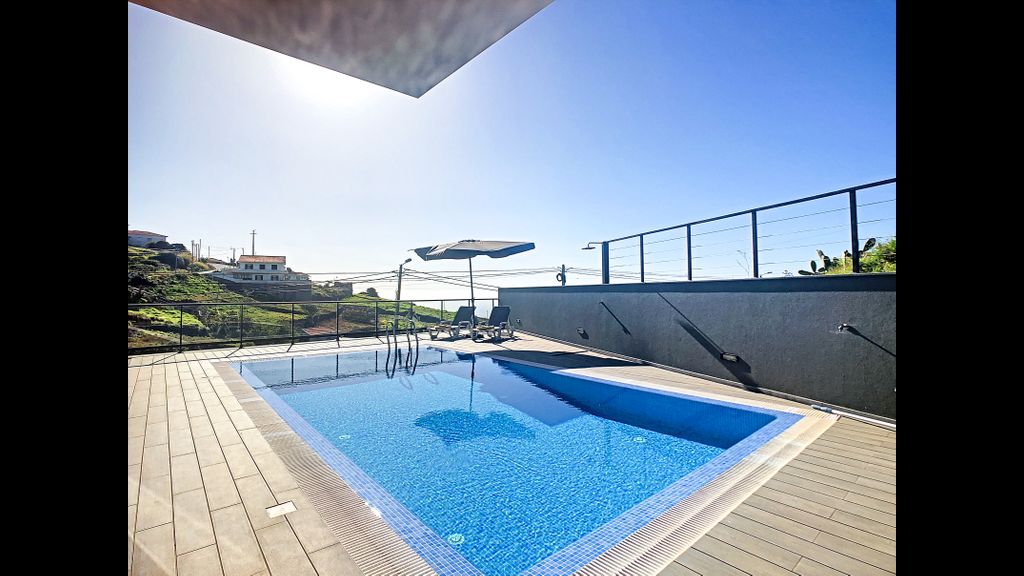 Villa Serramar by LovelyStay