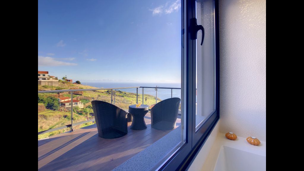 Villa Serramar by LovelyStay