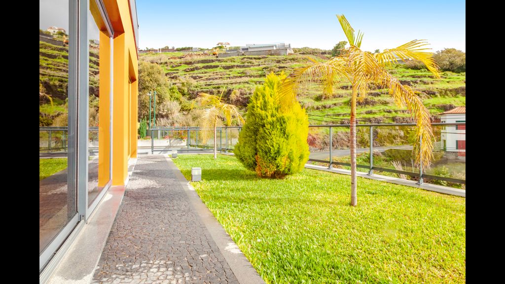 Villa Serramar by LovelyStay