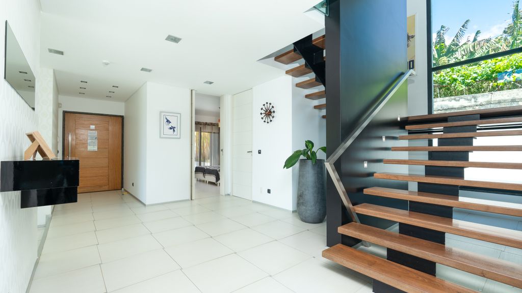 Villa Skylark by LovelyStay