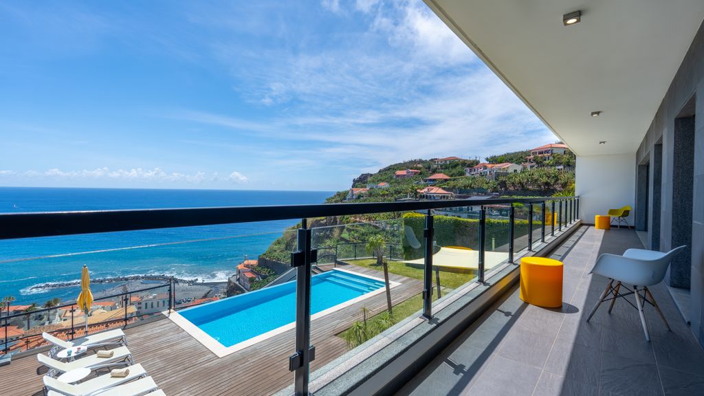Villa Skylark by LovelyStay