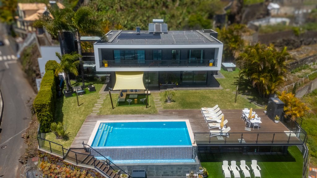 Villa Skylark by LovelyStay