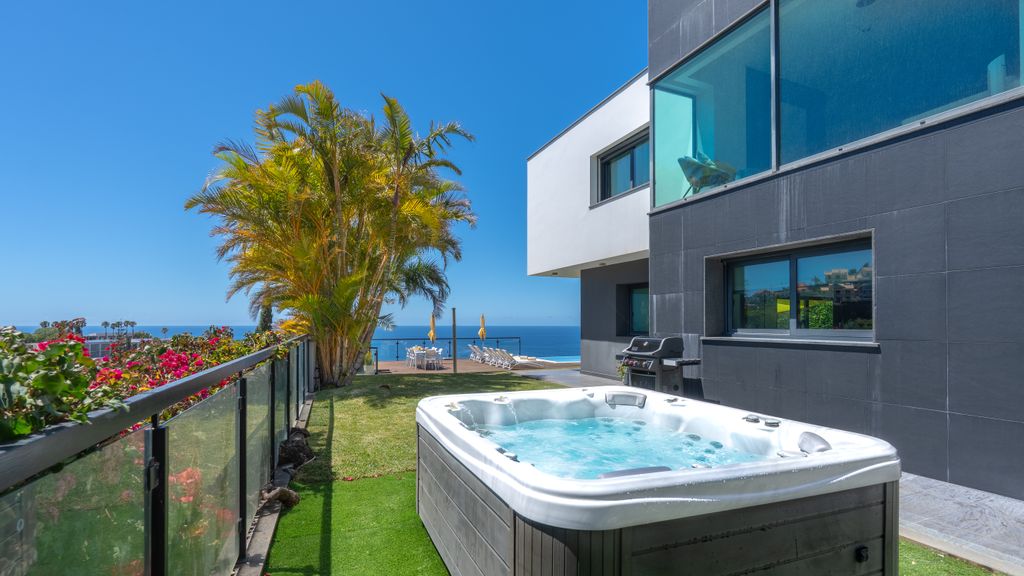 Villa Skylark by LovelyStay