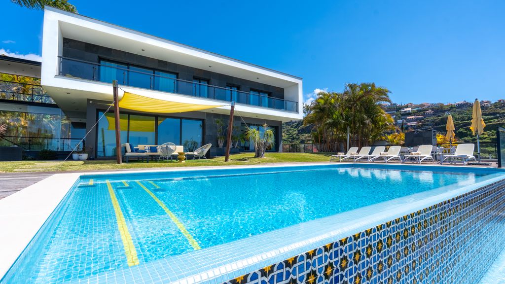 Villa Skylark by LovelyStay