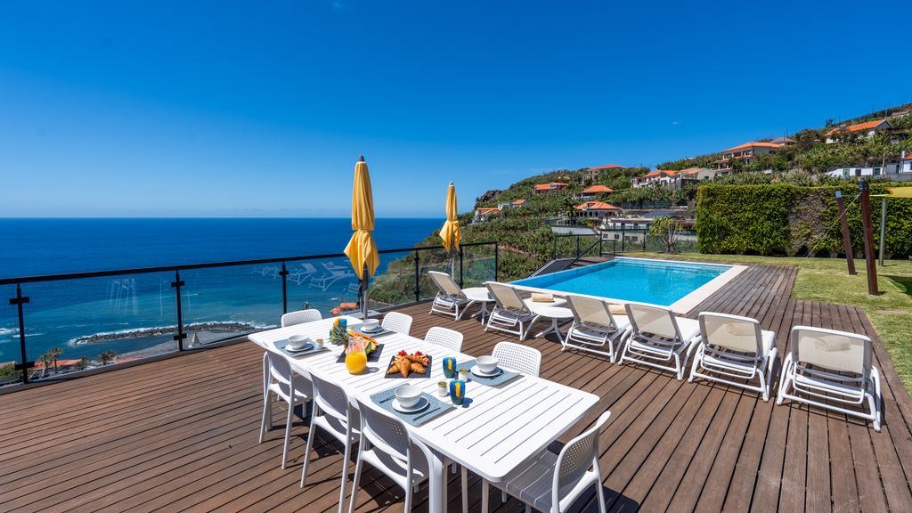 Villa Skylark by LovelyStay