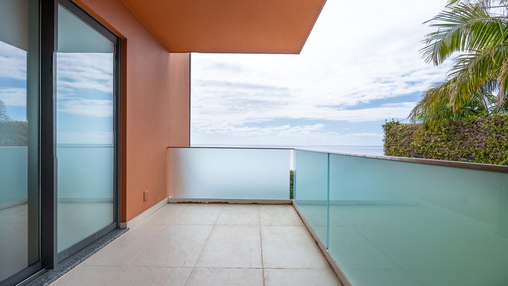 Villa Vitória by LovelyStay