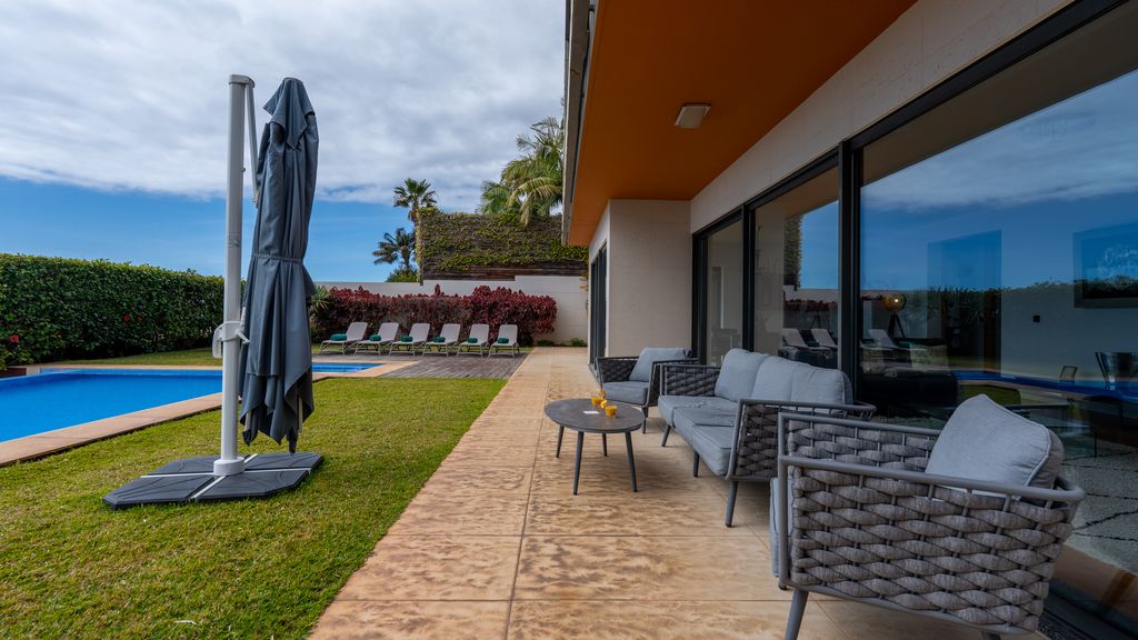 Villa Vitória by LovelyStay