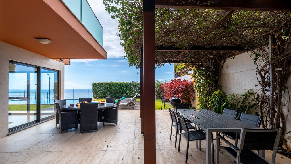 Villa Vitória by LovelyStay
