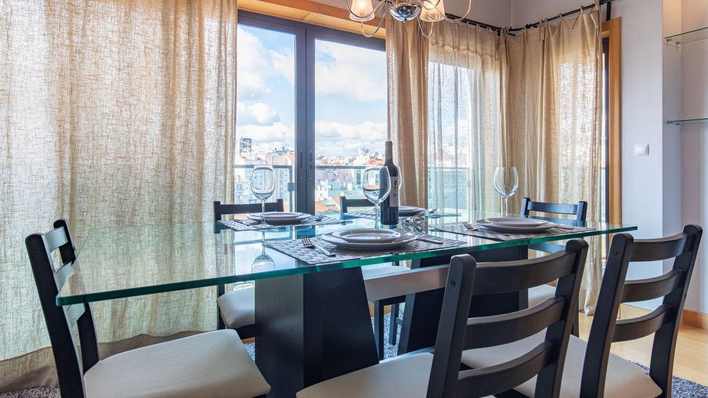 Modern Apartment in Anjos by LovelyStay