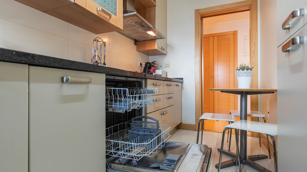 Modern Apartment in Anjos by LovelyStay