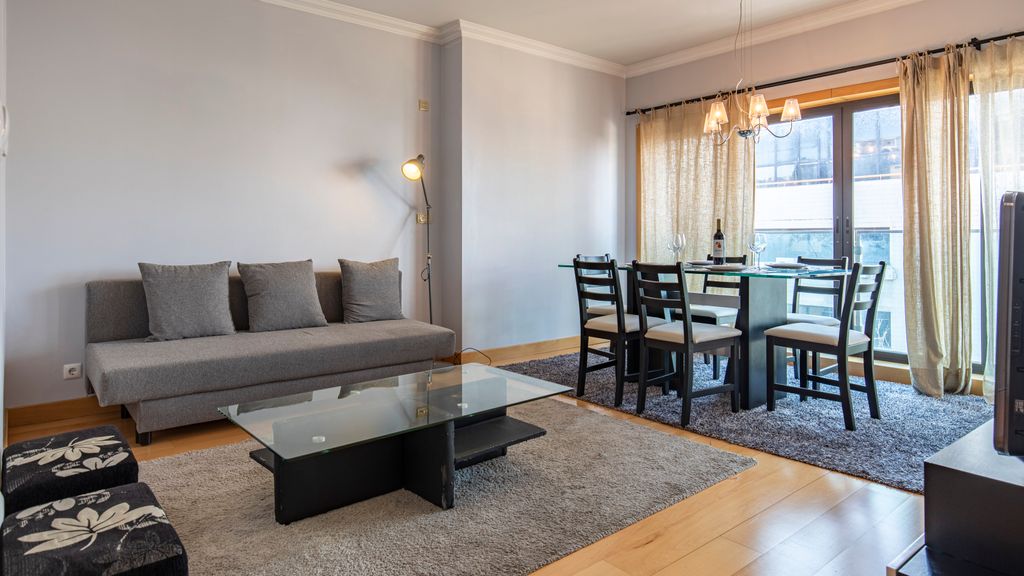 Modern Apartment in Anjos by LovelyStay