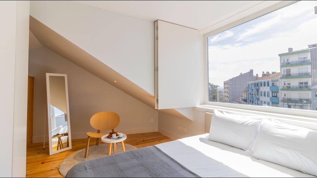 Barros Lima 493: Apt 2 by LovelyStay