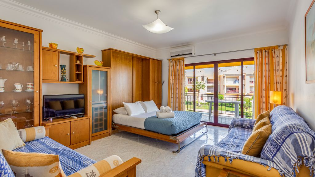 Serene Apartment W/ Balcony and Pool by LovelyStay