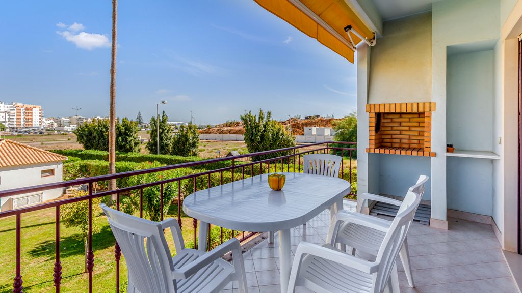 Serene Apartment W/ Balcony and Pool by LovelyStay