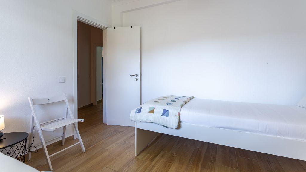 Falésia Modern Flat W/Balcony & Pool by LovelyStay