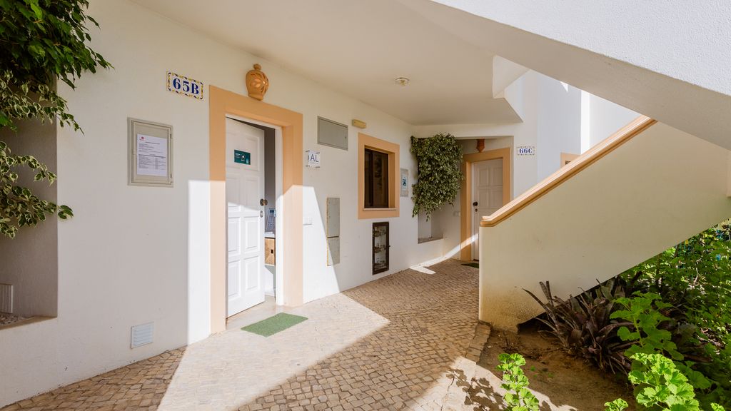 Falésia Modern Flat W/Balcony & Pool by LovelyStay