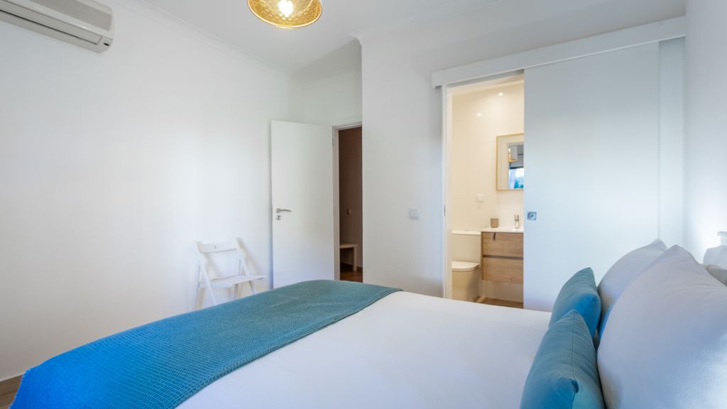 Falésia Modern Flat W/Balcony & Pool by LovelyStay