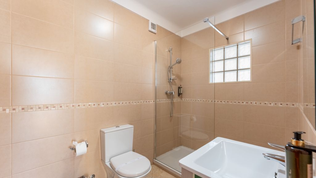 Wonderful 3 BDR Duplex W/ Terrace by LovelyStay