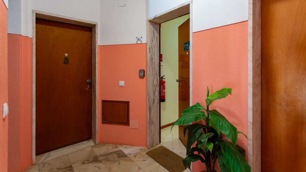Beach View 2BR with Balcony by LovelyStay