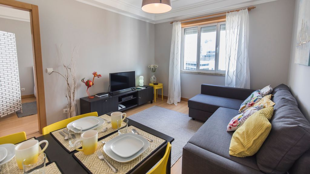 Charming Marquês Flat by LovelyStay