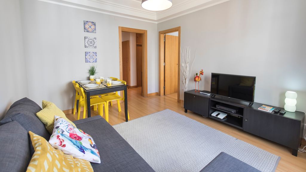 Charming Marquês Flat by LovelyStay