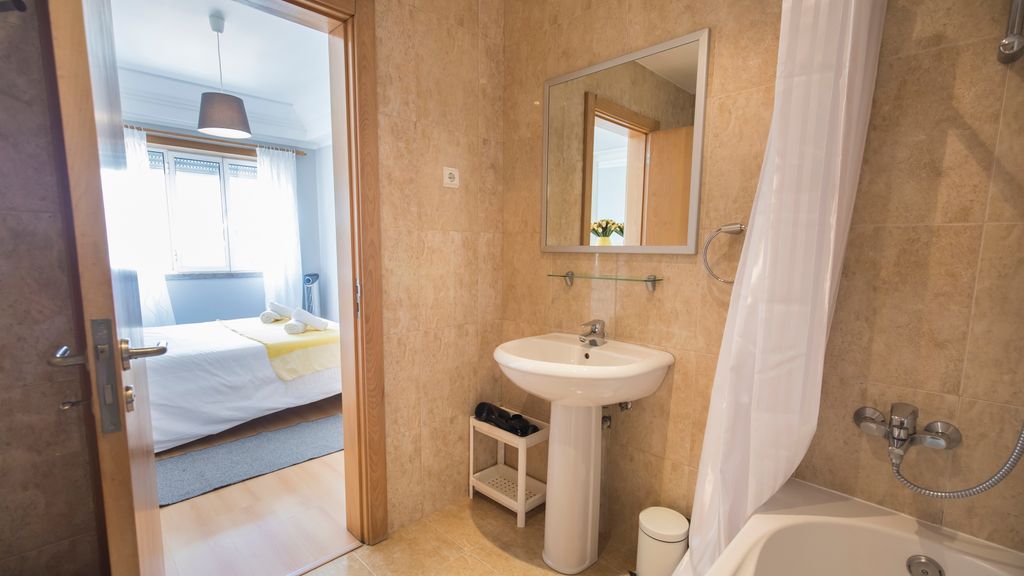 Charming Marquês Flat by LovelyStay