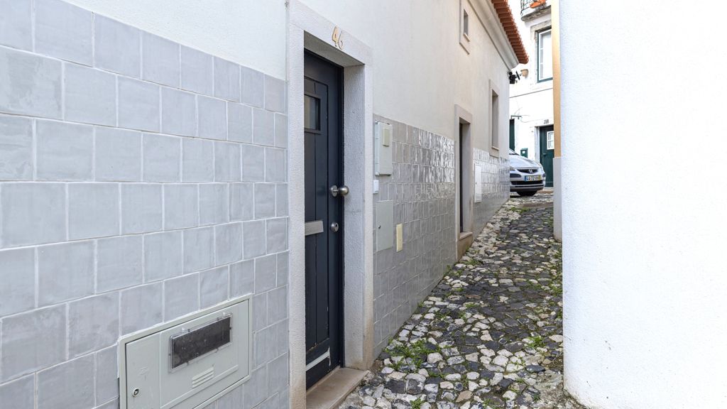 Estrela Escape Studios 1 by LovelyStay