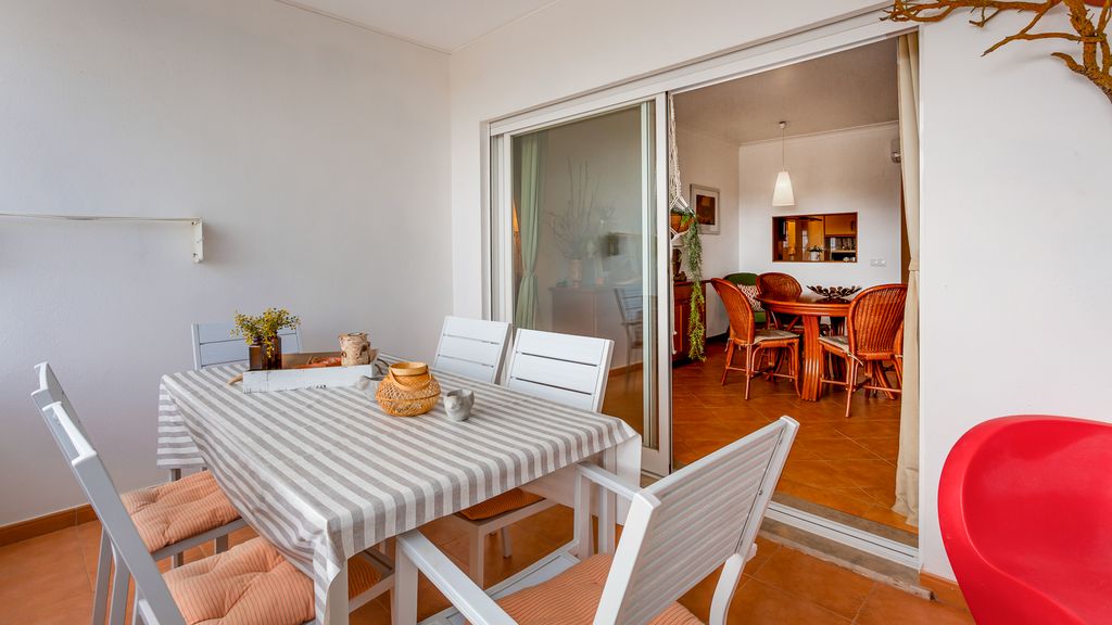 Golden Tavira 1BDR W/ Balcony & Pool by LovelyStay