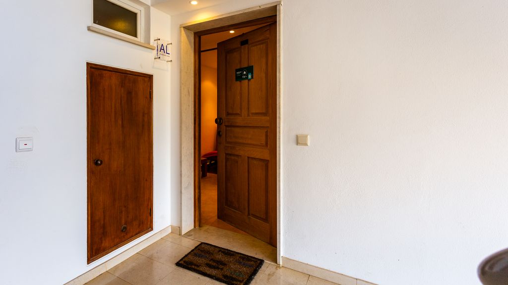 Golden Tavira 1BDR W/ Balcony & Pool by LovelyStay