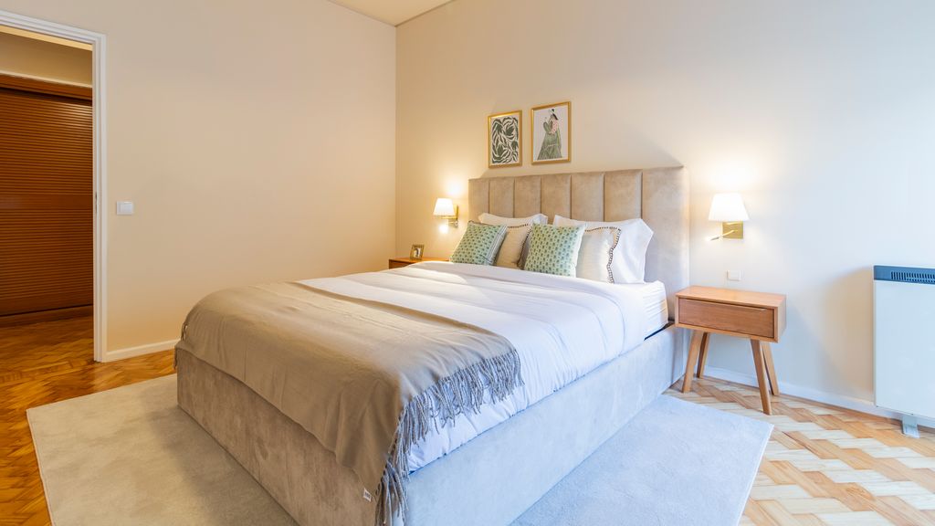 3BR Joyous Wonder by LovelyStay