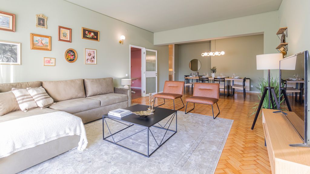 3BR Joyous Wonder by LovelyStay