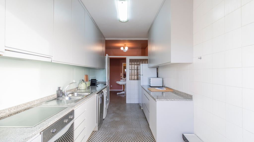 3BR Joyous Wonder by LovelyStay