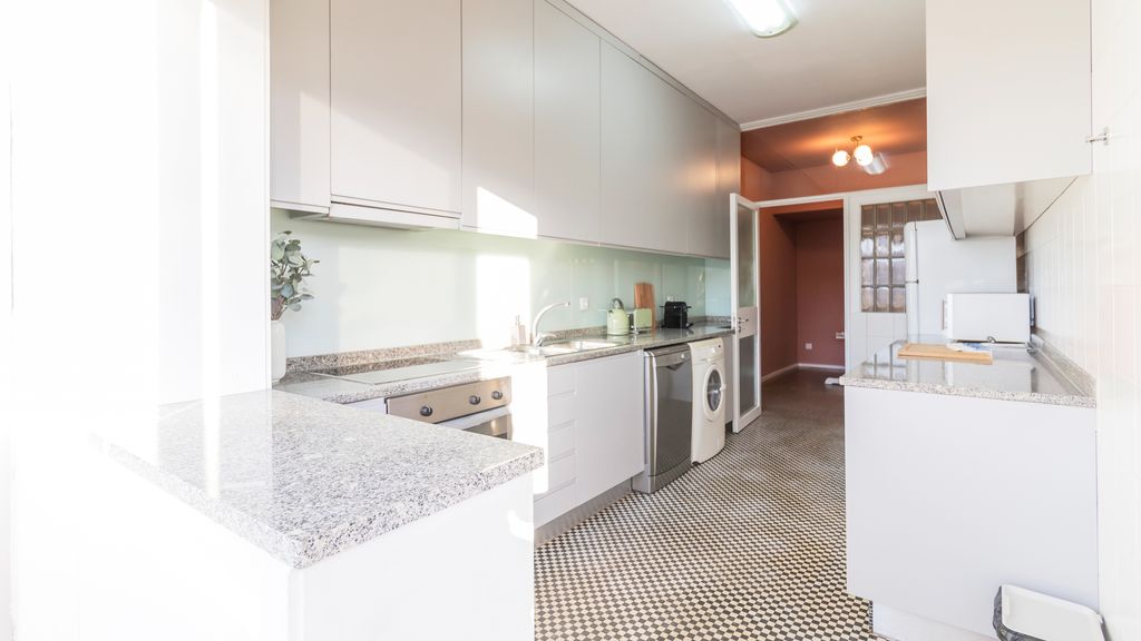 3BR Joyous Wonder by LovelyStay