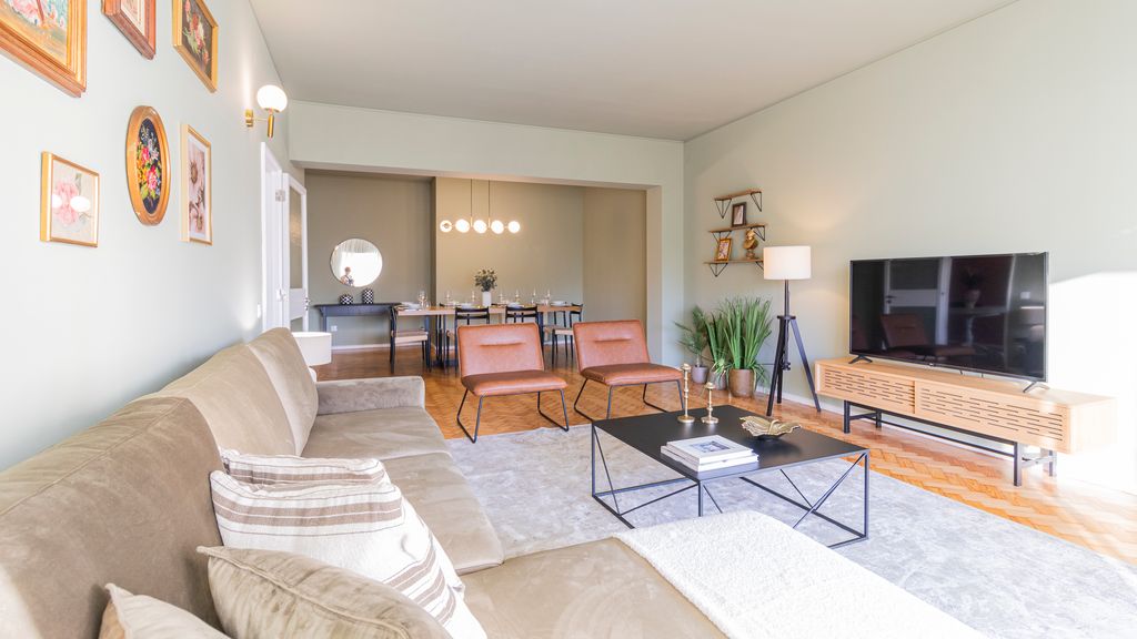 3BR Joyous Wonder by LovelyStay