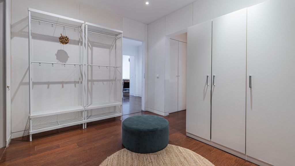 Classy 3BDR Property by LovelyStay