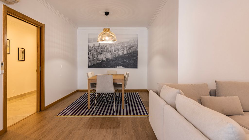 3 Bedroom Oeiras Wonder W/ Balcony by LovelyStay