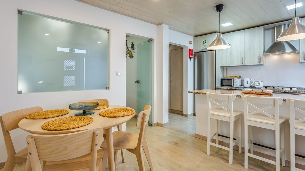 Glamorous 1 BDR Duplex Apartment by LovelyStay