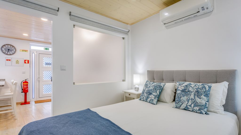 Glamorous 1 BDR Duplex Apartment by LovelyStay