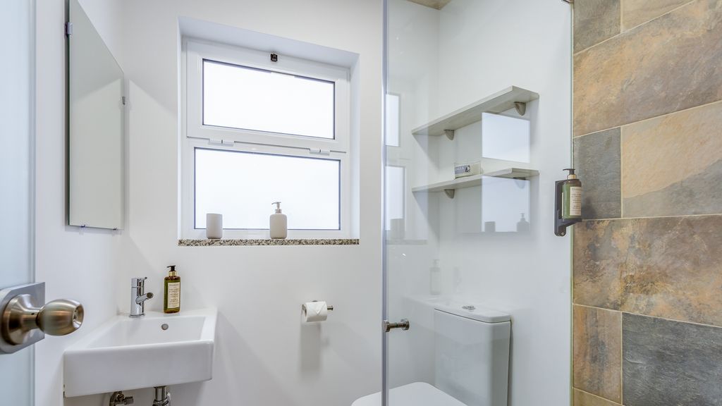 Glamorous 1 BDR Duplex Apartment by LovelyStay