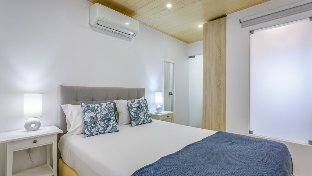 Glamorous 1 BDR Duplex Apartment by LovelyStay